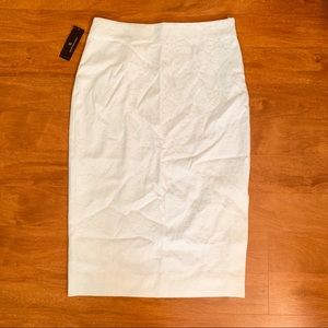 White Worthington Embossed Lace Print Skirt sz 6